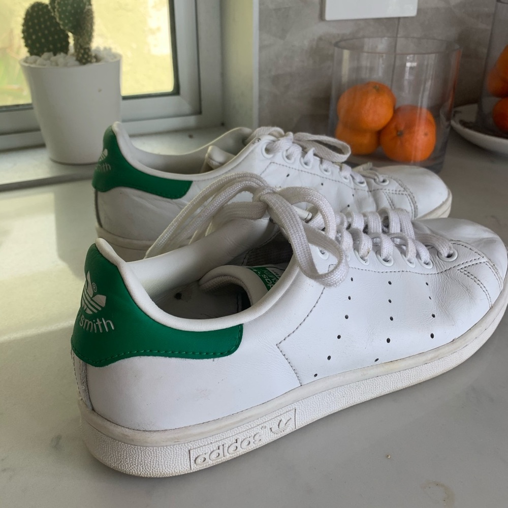 Green and White Stan Smiths Size 9